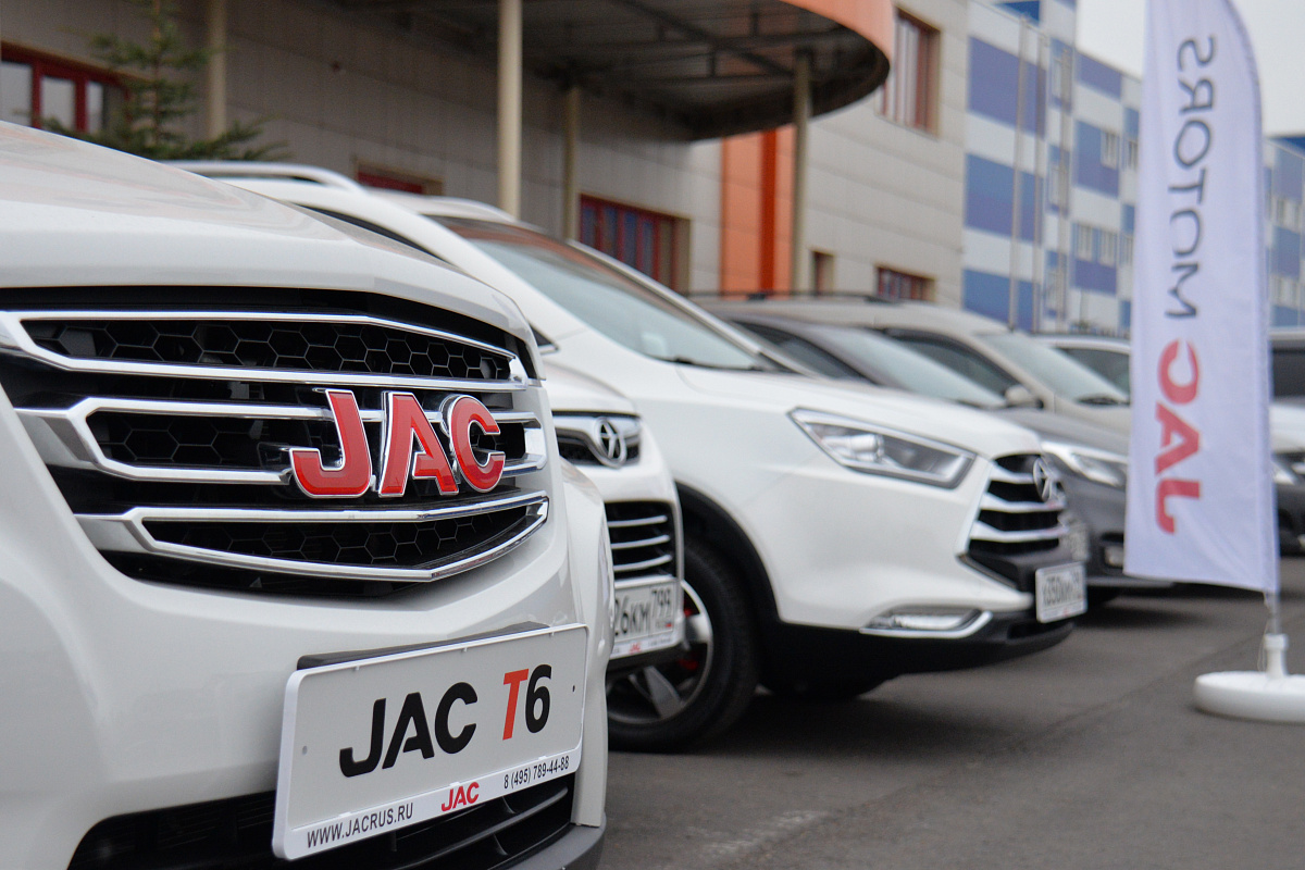 Модели JAC подорожали с февраля на 35–59%