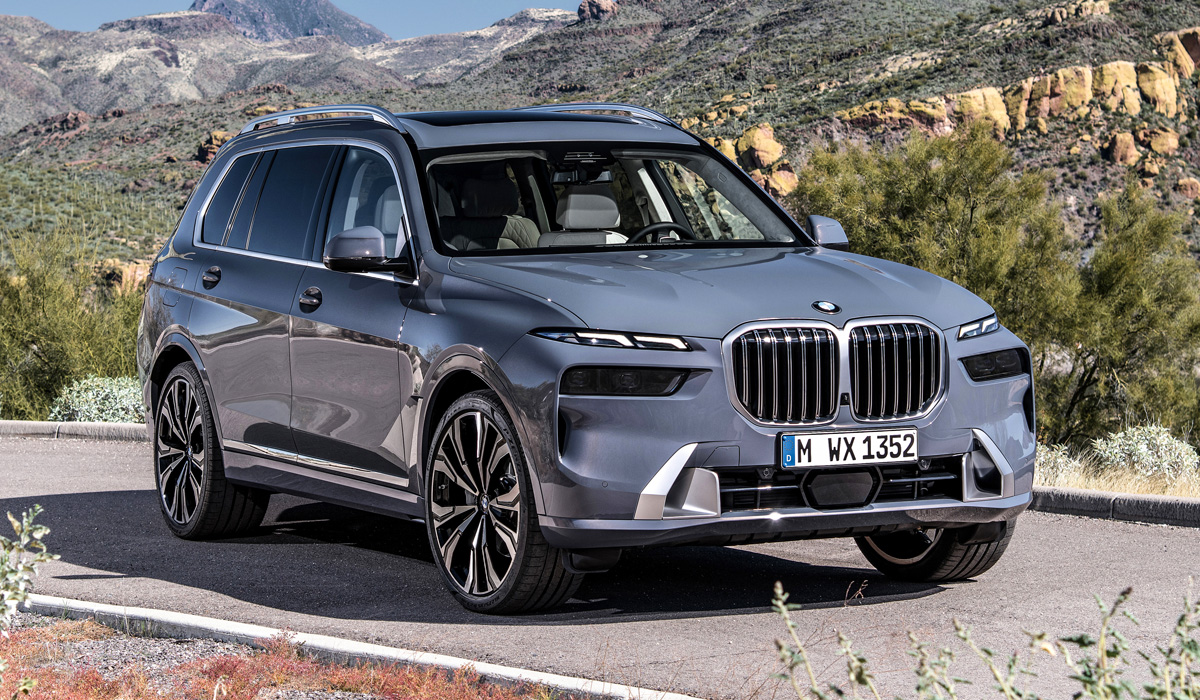 ОБНОВЛЕННЫЙ BMW X7 «ПРИЩУРИЛ ГЛАЗА»