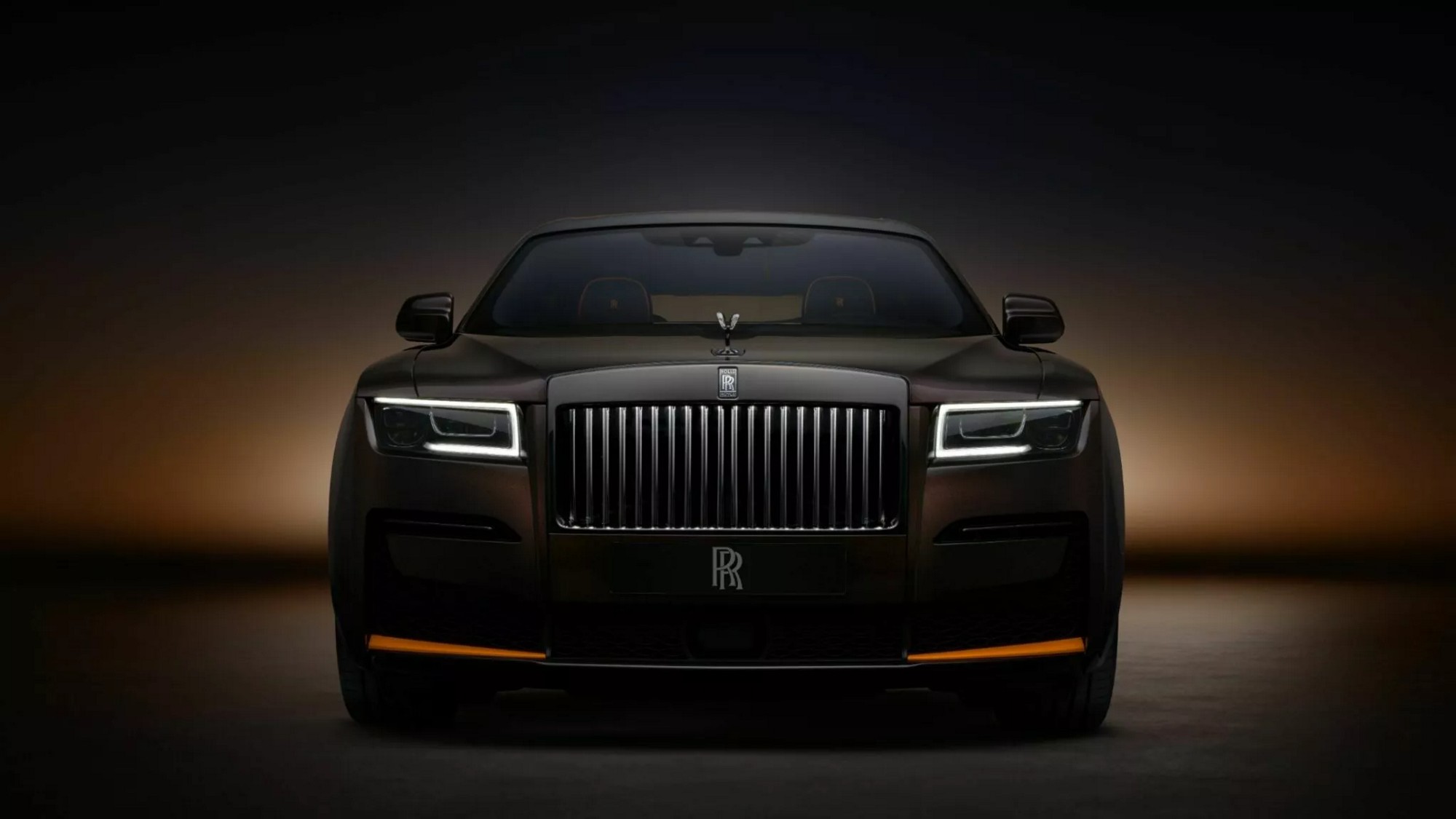 Rolls-Royce Black Badge Ghost Ekleipsis: 25 лимузинов в стиле солнечного  затмения