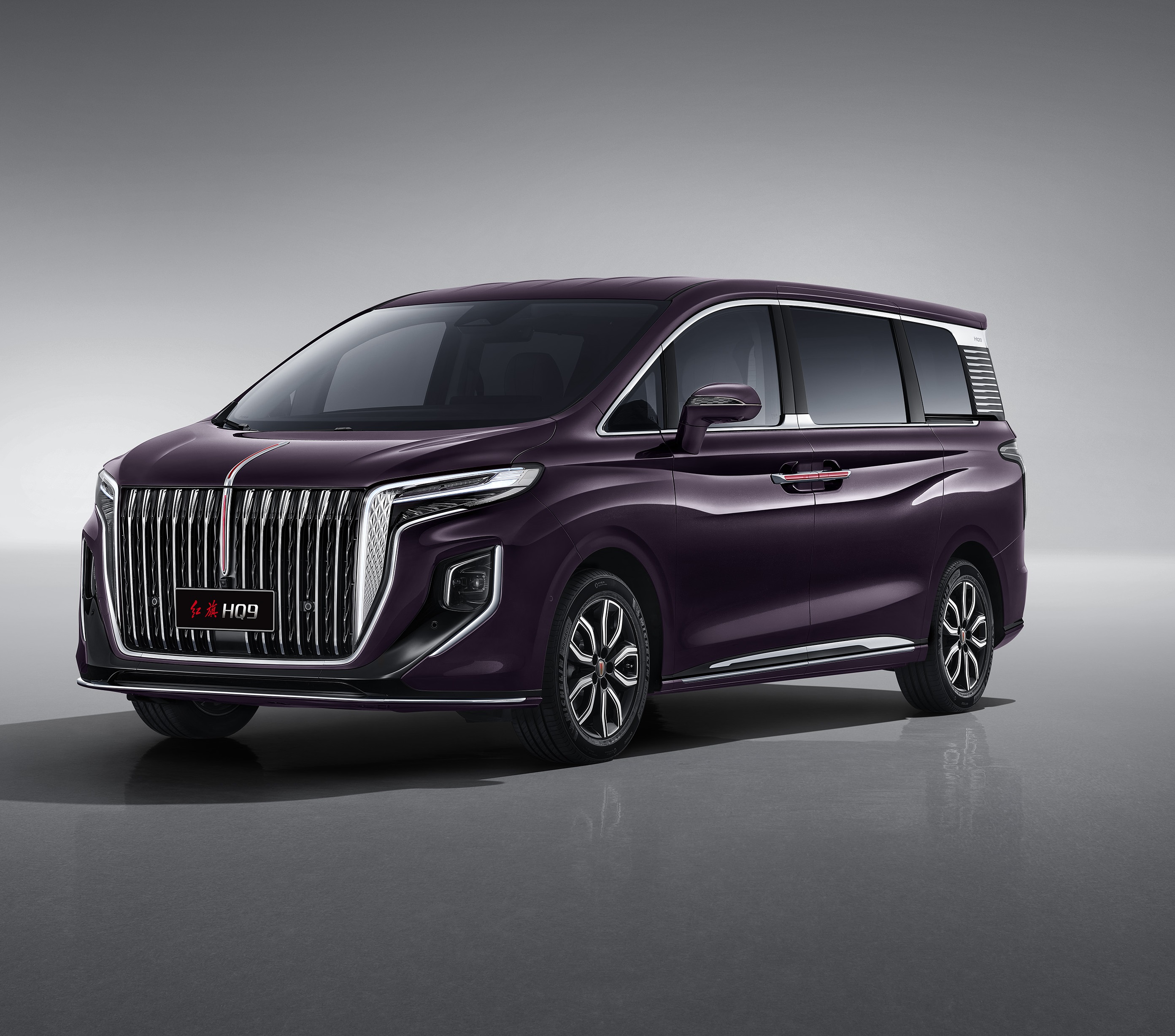 Toyota Alphard — каталог Автогода