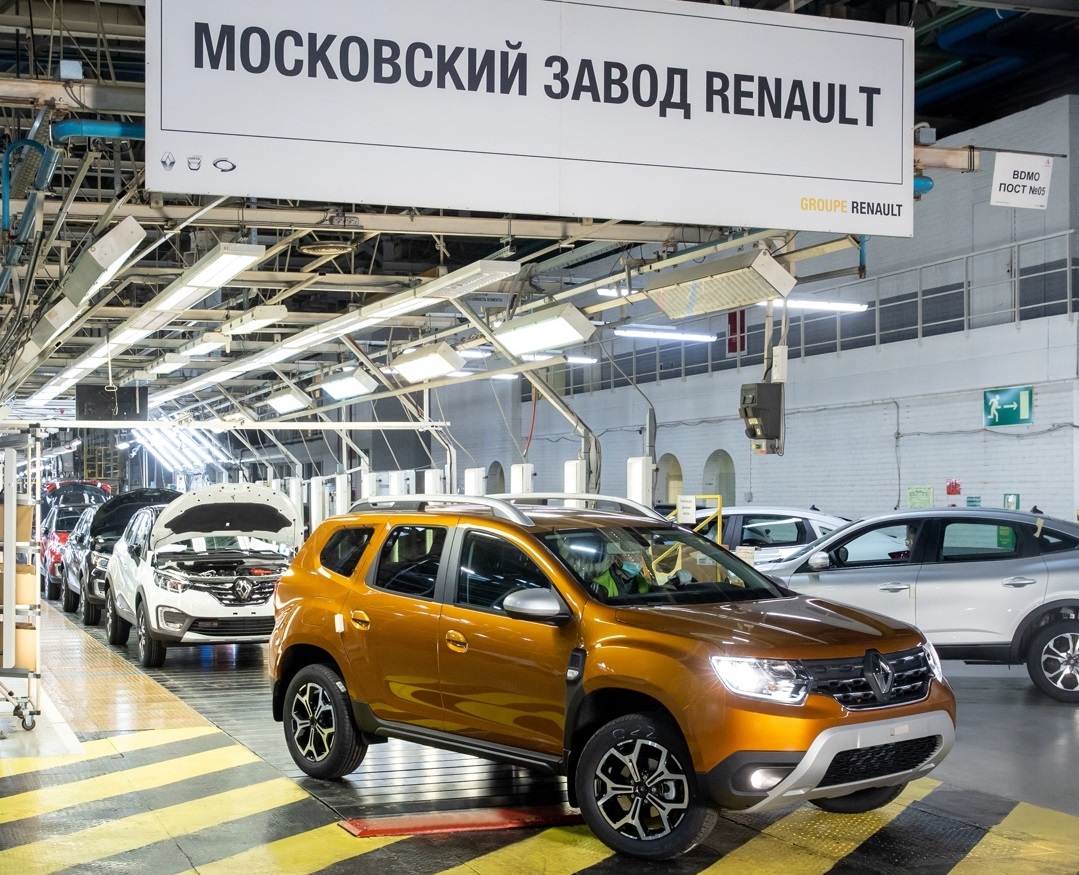 Главное за неделю: Lada Niva Travel показала ценник, Mitsubishi Outlander  GT уходит, в России появился новый Renault Duster