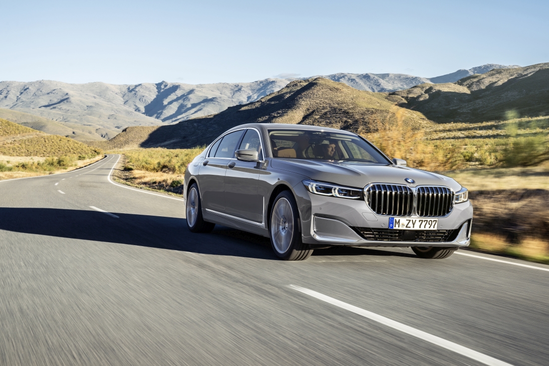 BMW 7 СЕРИИ: ДВИЖЕНИЕ ВВЕРХ