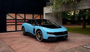 ПАПА РИМСКИЙ ПРОТЕСТИРОВАЛ ДОРОГОЙ И НЕОДНОЗНАЧНЫЙ ЭЛЕКТРОМОБИЛЬ FERRARI