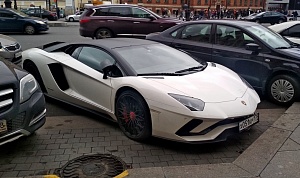 «ЧТО-ТО ПОШЛО НЕ ТАК»: РОССИЙСКИЕ ПРОДАЖИ НОВЫХ СУПЕРКАРОВ УПАЛИ НА 15 ПРОЦЕНТОВ