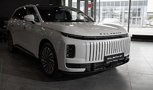 EXEED EXLANTIX ET ПРИШЕЛСЯ РОССИЯНАМ ПО ДУШЕ. ПРОДАНА ПЕРВАЯ ТЫСЯЧА ГИБРИДОВ