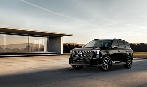 В КОМПАНИИ GAC ОЗВУЧИЛИ РУБЛЕВЫЕ ЦЕНЫ НА КРОССОВЕР GS8 DRAGON