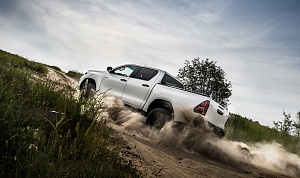 В РОССИИ ПОЯВИЛАСЬ НОВАЯ ВЕРСИЯ ПИКАПА HILUX