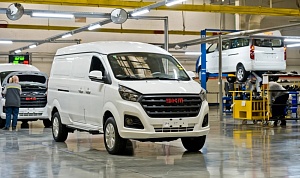 В РОССИИ СТАРТОВАЛО ПРОИЗВОДСТВО КОММЕРЧЕСКИХ АВТОМОБИЛЕЙ SKM
