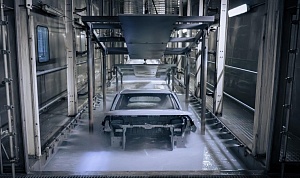 НА ПРЕДПРИЯТИИ В ШУШАРАХ ОКРАСИЛИ ПЕРВЫЙ КУЗОВ JELAND