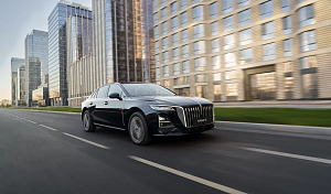 В 2026 ГОДУ КОМПАНИЯ HONGQI НАМЕРЕНА ПРОДАТЬ В РОССИИ СВЫШЕ 10 000 АВТОМОБИЛЕЙ