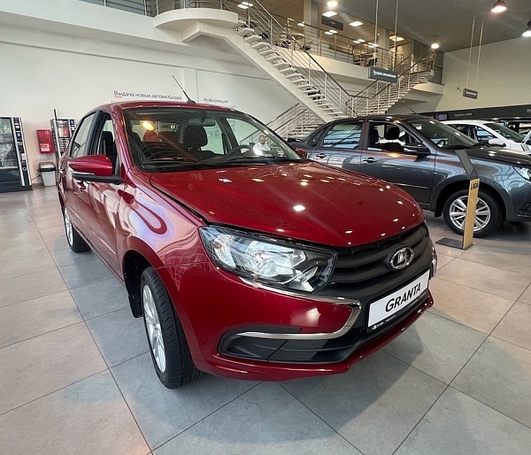 В ЯНВАРЕ 2026 ГОДА РОССИЙСКИЙ РЫНОК НОВЫХ АВТОМОБИЛЕЙ СОКРАТИЛСЯ НА 9,5%