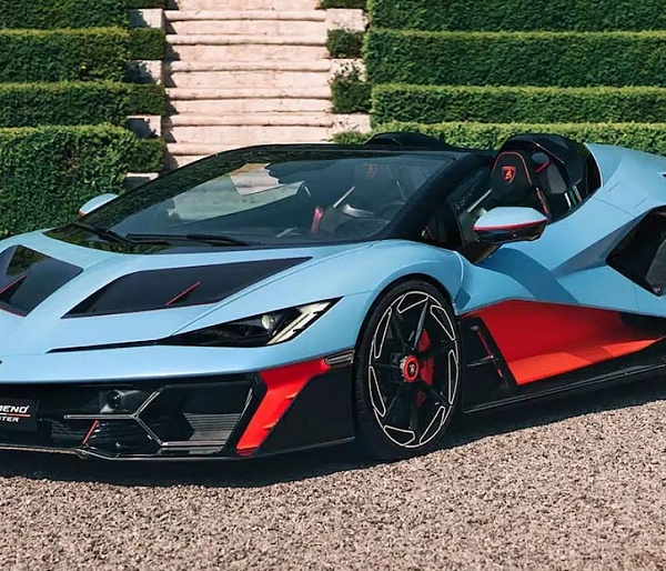 «ПОЧУВСТВУЙ СЕБЯ ПИЛОТОМ»: LAMBORGHINI ПРЕДСТАВЛЯЕТ ГИБРИДНЫЙ РОДСТЕР FENOMENO