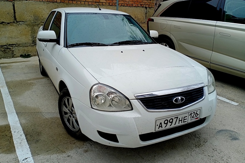 САМЫМ ПОПУЛЯРНЫМ В ИЮНЕ СТАЛО ОБЪЯВЛЕНИЕ О ПРОДАЖЕ LADA PRIORA 2015 Г. В.