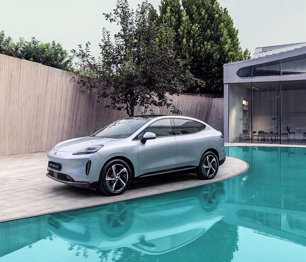 В РОССИИ СТАРТОВАЛИ ПРОДАЖИ НОВОГО ЭЛЕКТРИЧЕСКОГО КРОССОВЕРА GAC HYPTEC HT