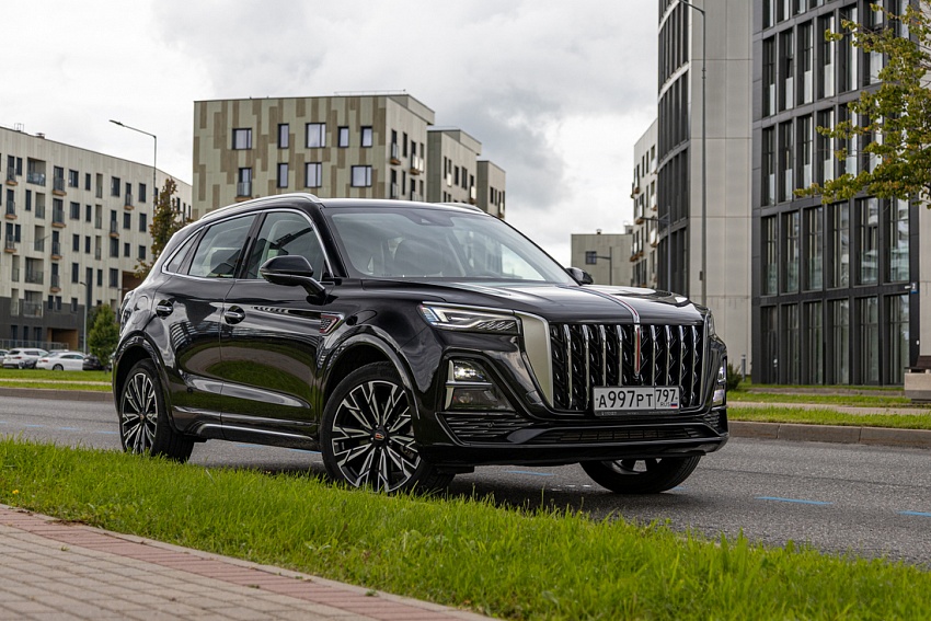 HONGQI HS5: ИНЪЕКЦИЯ СТАТУСНОСТИ