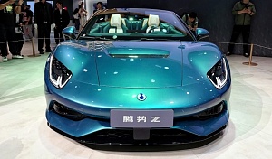 ЭЛЕКТРИЧЕСКИЙ СУПЕРКАР DENZA Z ПРЕДСТАВЛЕН В ВИДЕ КАБРИОЛЕТА