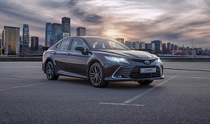 НАЧАЛИСЬ ПРОДАЖИ ОБНОВЛЕННОЙ TOYOTA CAMRY